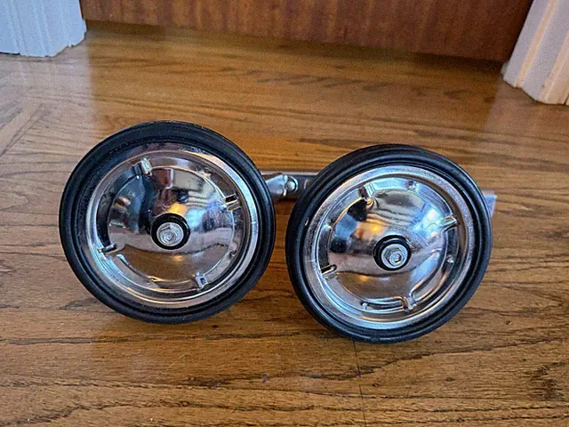 Universal Bike Training Wheels